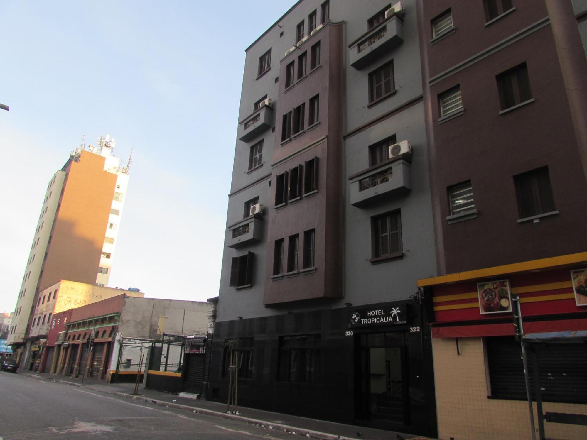 Hotel Tropicalia: Downtown Convenience with Parking, Sao Paulo
